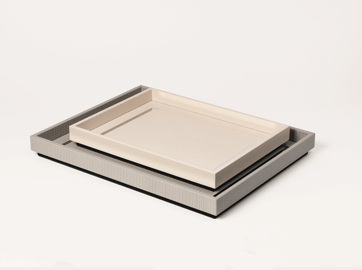 Pinetti Venere Leather-Covered Wood Tray With Chromed Frame | Tray with wood base covered in leather | Features a chromed frame | Explore Luxury Lifestyle Accessories at 2Jour Concierge, #1 luxury high-end gift & lifestyle shop