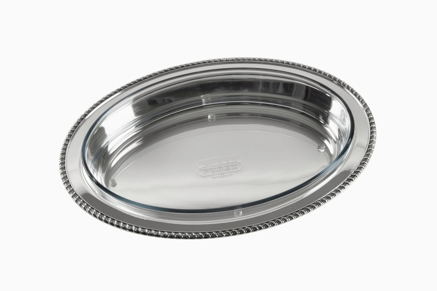 Zanetto Regina Anna | Oval Dish Container: Silver-plated metal with Pyrex glass and smooth, shiny finish, ideal for family-style serving | Tableware & Serveware / Dish Containers | 2Jour Concierge, your luxury lifestyle shop