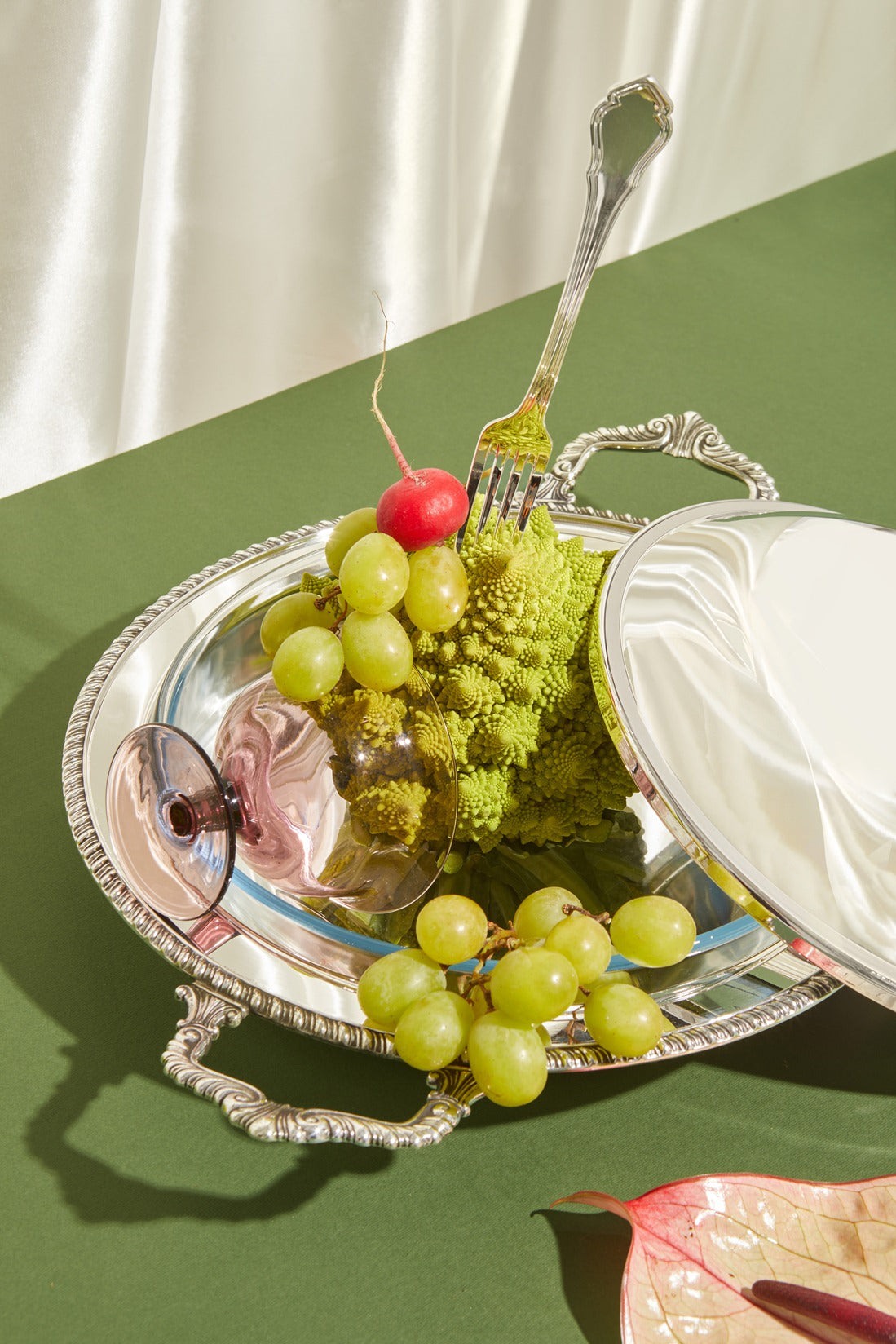 Regina Anna Silver-Plated Dish Container, Round with Pyrex Glass