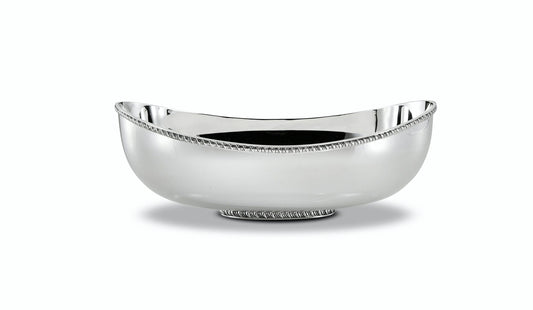 Zanetto Regina Anna | Oval Fruit Bowl Centrepiece: Silver-plated metal with smooth & shiny finish, ideal for serving fruit and as a decorative centerpiece | Tableware & Serveware / Bowls | 2Jour Concierge, your luxury lifestyle shop