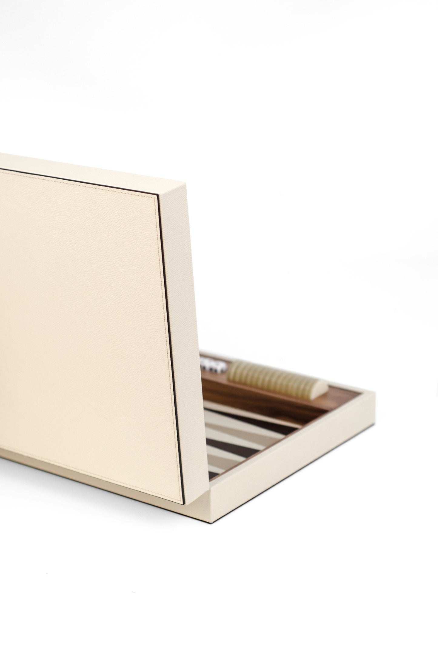 Pinetti Leather-Covered Walnut Wood Backgammon Game Set | Exquisite Craftsmanship | Premium Walnut Wood Construction | Elegant Leather Cover | Perfect for Leisure and Entertainment | Explore a Range of Luxury Home Accessories at 2Jour Concierge, #1 luxury high-end gift & lifestyle shop