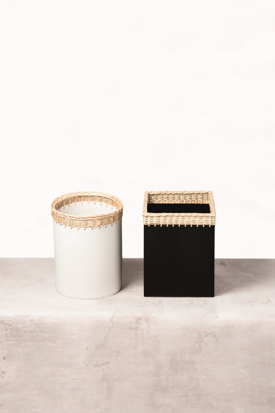 Rabitti 1969 Como Saddle Leather & Wicker Bin | Combines saddle leather and woven wicker | Features a sleek and stylish design | Discover Premium Home Accessories at 2Jour Concierge for sophisticated touches to your decor