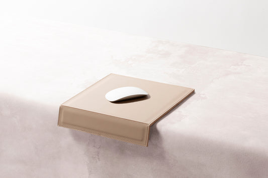 Rabitti 1969 Fold Saddle Leather Mouse Pad | Elegant and Functional Mouse Pad | Crafted with High-Quality Saddle Leather | Elevate Your Workspace with Luxury and Style | Explore a Range of Luxury Desk Accessories at 2Jour Concierge, #1 luxury high-end gift & lifestyle shop