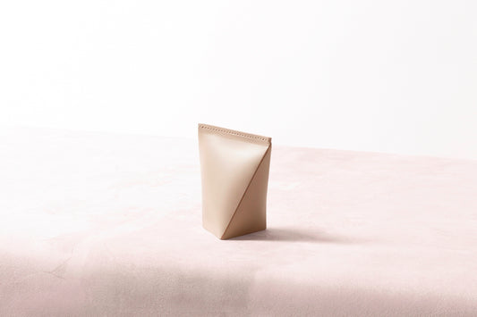Rabitti 1969 Fold Saddle Leather Paperweight | Elegant and Functional Paperweight | Crafted with High-Quality Saddle Leather | Elevate Your Workspace with Luxury and Style | Explore a Range of Luxury Desk Accessories at 2Jour Concierge, #1 luxury high-end gift & lifestyle shop