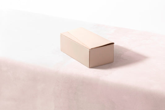 Rabitti 1969 Fold Saddle Leather Tissue Holder | Elegant and Functional Tissue Holder | Crafted with High-Quality Saddle Leather | Elevate Your Home Decor with Luxury and Style | Explore a Range of Luxury Accessories at 2Jour Concierge, #1 luxury high-end gift & lifestyle shop