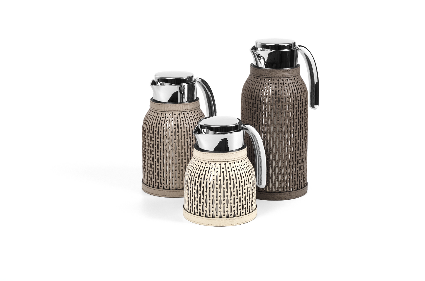 Diana Thermal Carafe by Pinetti | Steel carafe with removable leather cover. Keeps liquids hot for 6 hours and cold for 24 hours. | Tableware and Drinkware | 2Jour Concierge, your luxury lifestyle shop