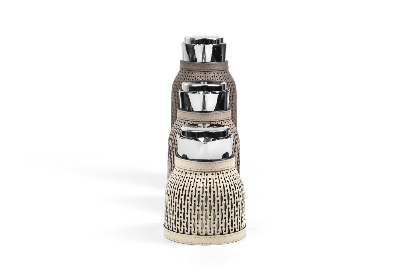 Diana Thermal Carafe by Pinetti | Steel carafe with removable leather cover. Keeps liquids hot for 6 hours and cold for 24 hours. | Tableware and Drinkware | 2Jour Concierge, your luxury lifestyle shop