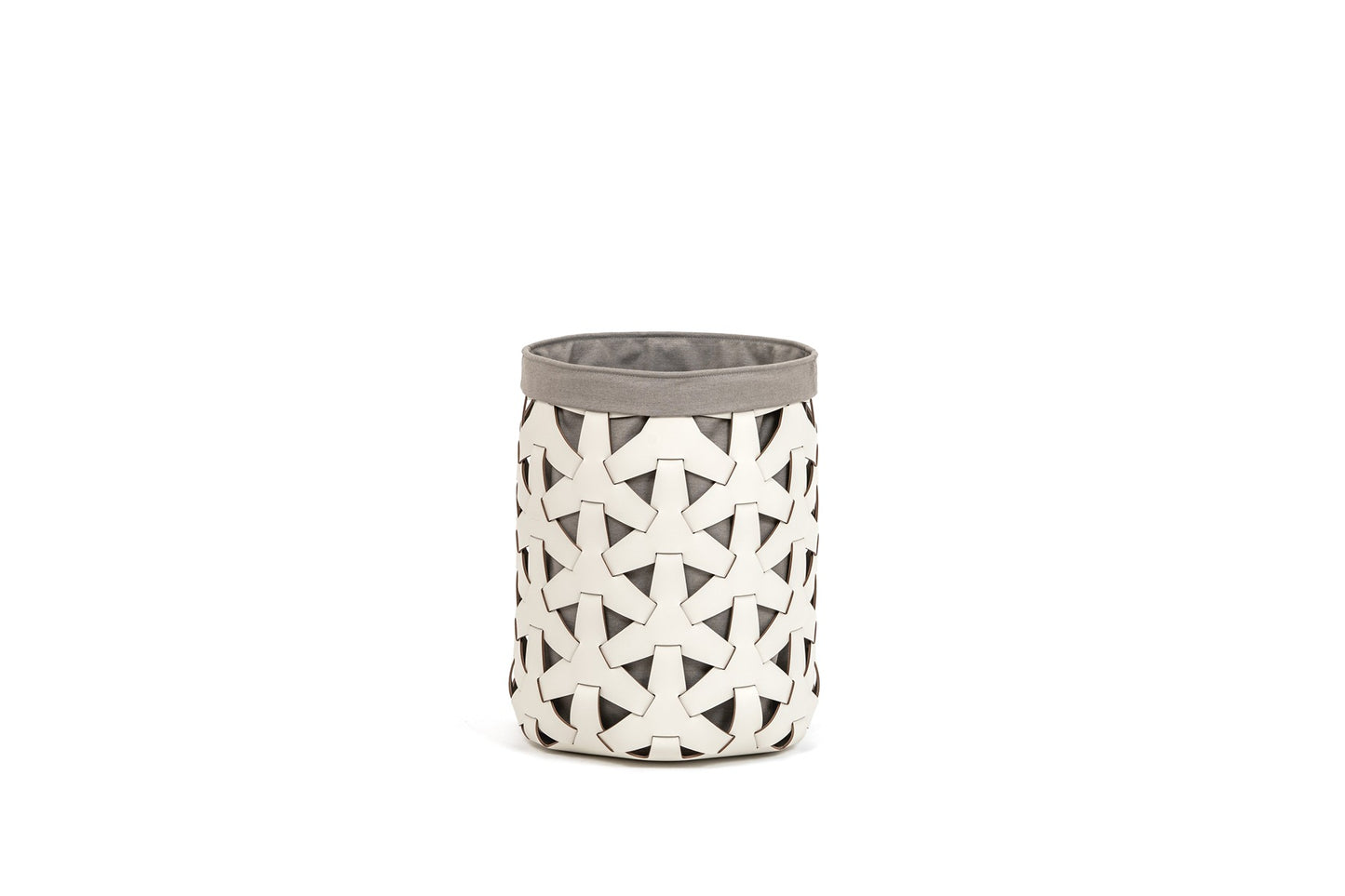 Pinetti Granada basket | Handwoven in eco-friendly, washable, and resistant regenerated leather | Features a removable and washable cotton-linen fabric liner | Suitable for indoor and outdoor use | Ideal as a magazine holder, wood basket, or for storing shoes and towels on yachts, in SPAs, or at home | Available in round or square shapes and various sizes | Home & lifestyle accessories | 2Jour Concierge, your luxury lifestyle shop