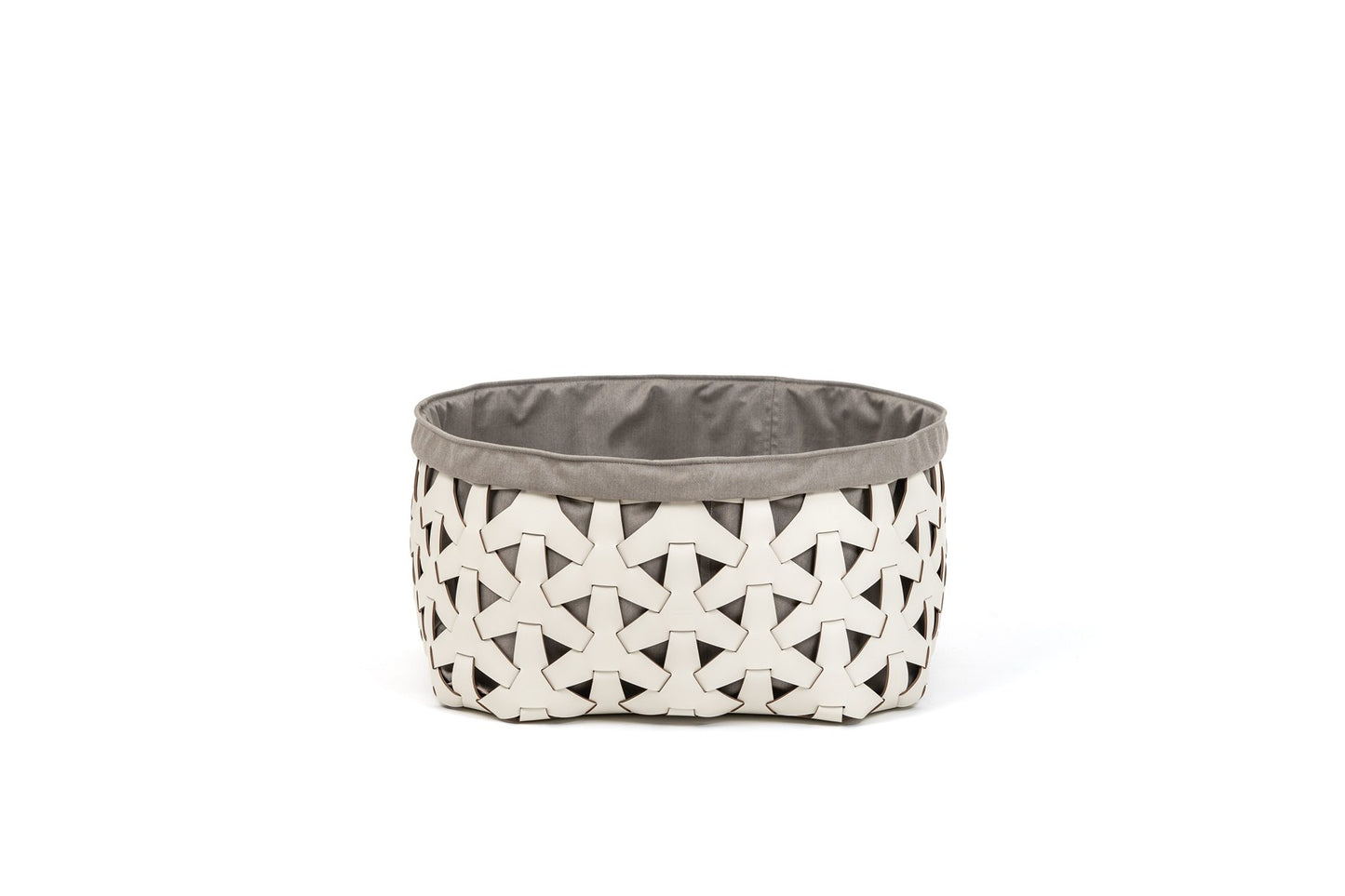 Pinetti Granada basket | Handwoven in eco-friendly, washable, and resistant regenerated leather | Features a removable and washable cotton-linen fabric liner | Suitable for indoor and outdoor use | Ideal as a magazine holder, wood basket, or for storing shoes and towels on yachts, in SPAs, or at home | Available in round or square shapes and various sizes | Home & lifestyle accessories | 2Jour Concierge, your luxury lifestyle shop