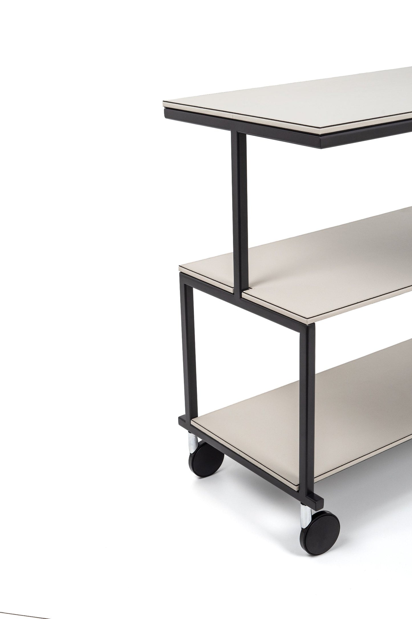 Albert Serving Trolley by Pinetti | Burnished metal structure | Floors and details in leather | Home Decor and Furniture | 2Jour Concierge, your luxury lifestyle shop