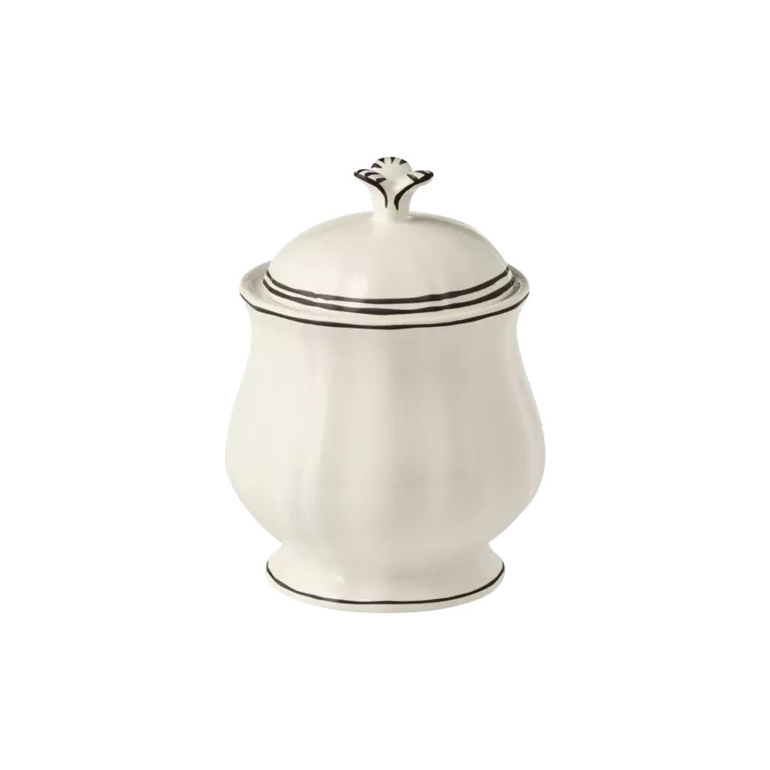 Gien Les Filets | Creamer: Fine earthenware with hand-painted rim and smooth, glazed finish, ideal for milk or cream at your tea or coffee setting | Tableware & Serveware / Creamers & Pitchers | 2Jour Concierge, your luxury lifestyle shop