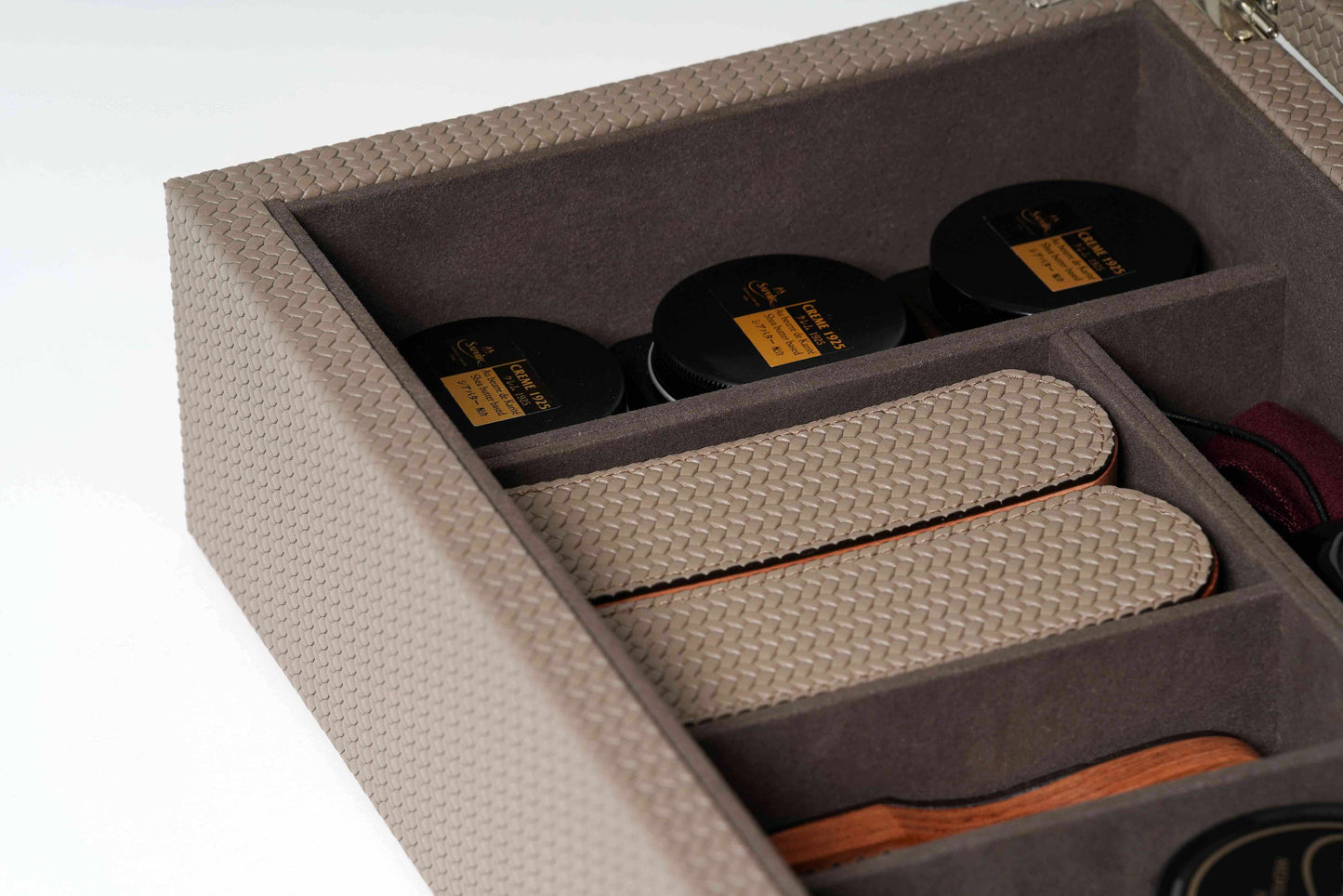Pinetti Leather Shoe Shining Kit Box | Stylish Shoe Care, Elegant Organizer & Gift Items | 2Jour Concierge, #1 luxury high-end gift & lifestyle shop