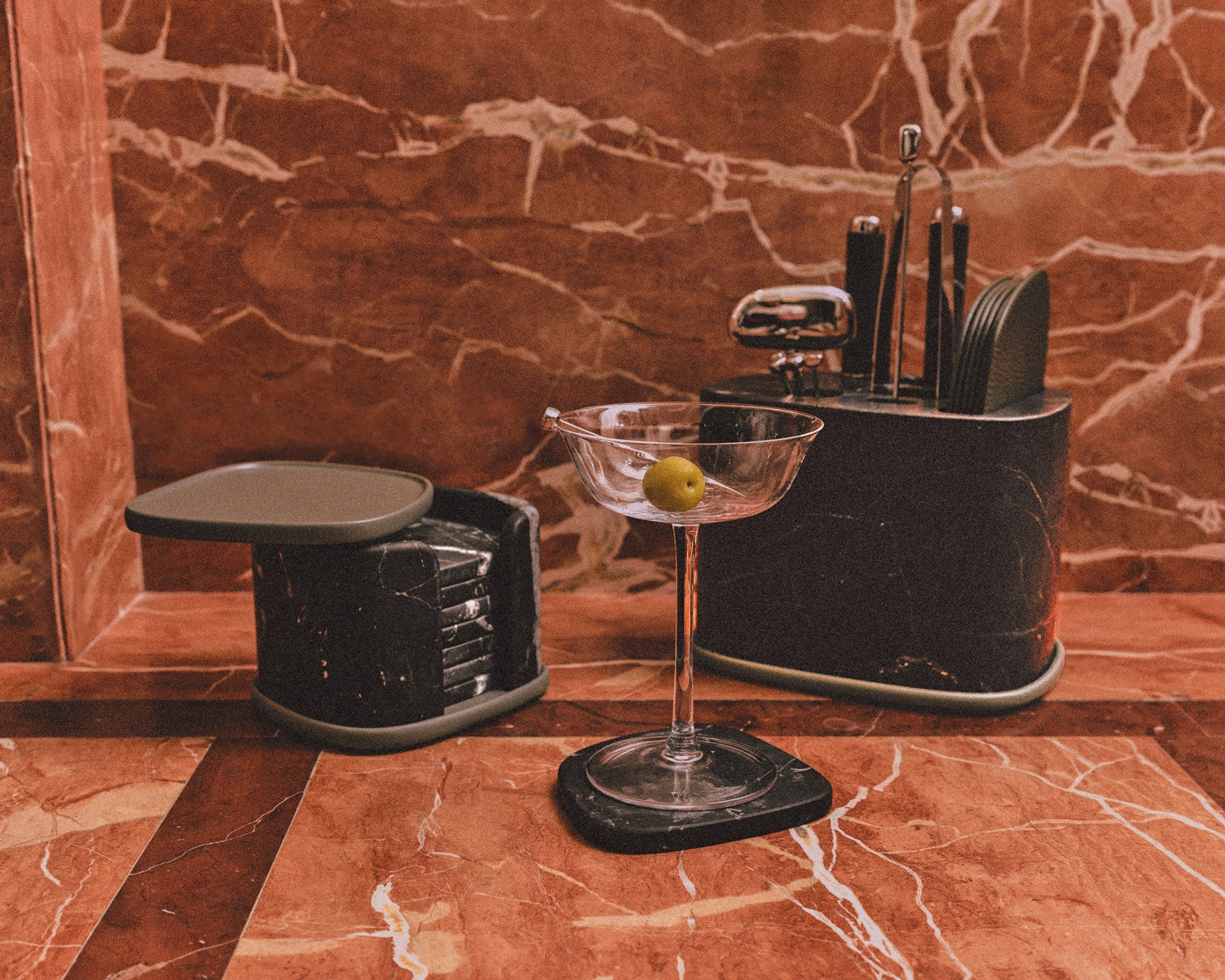 Giobagnara x Kelly Wearstler Maris Bar Accessories Set | A luxurious marble structure with sandblasted aluminum accents, hosting stainless steel tools and leather coasters | Available in multiple finishes | Barware | 2Jour Concierge, your luxury lifestyle shop