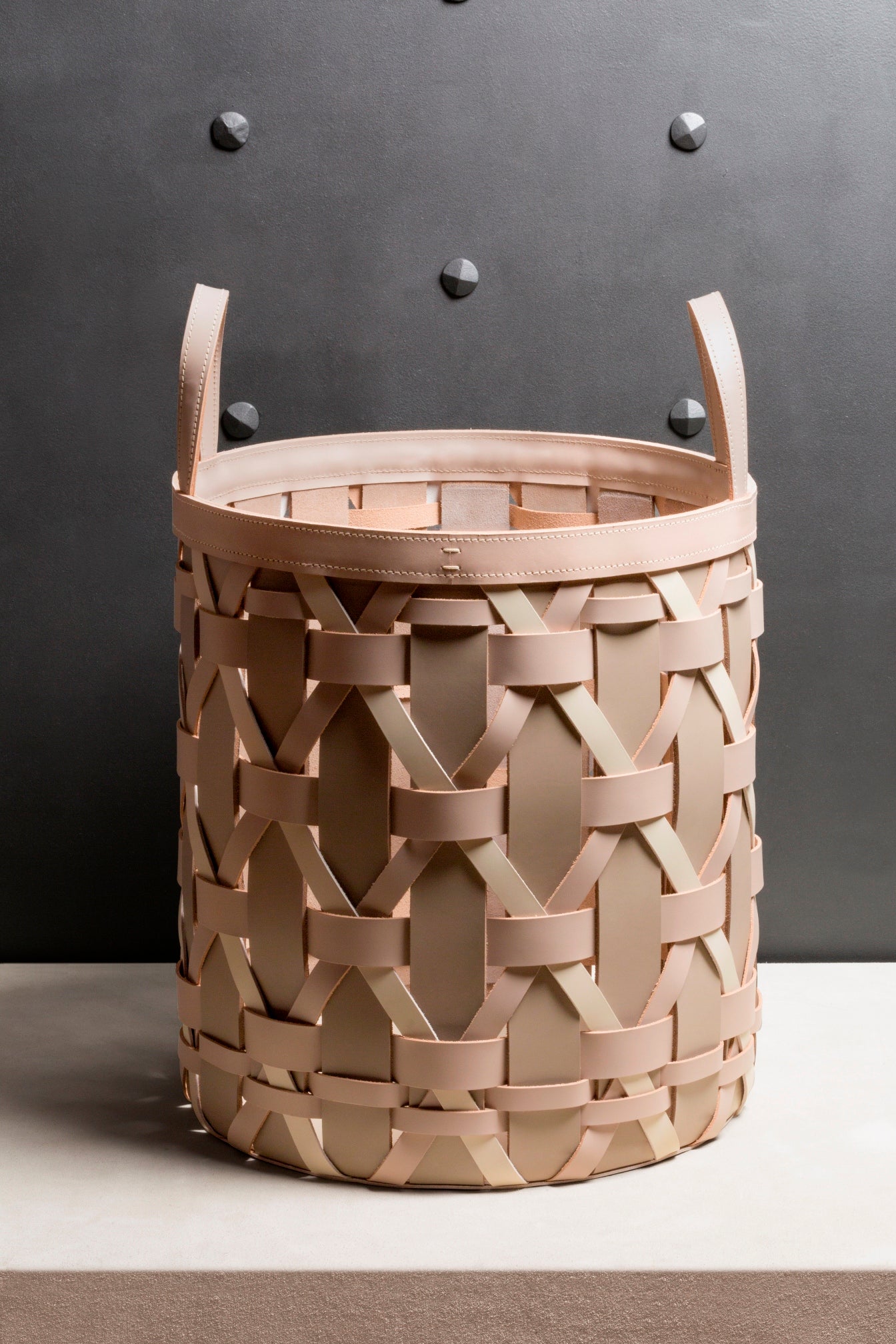 Rabitti 1969 Palù Round Multicolor Saddle Leather Storage Basket | Elegant and Functional Storage Solution | Crafted with High-Quality Saddle Leather | Handles for Convenient Use | Explore a Range of Luxury Home Accessories at 2Jour Concierge, #1 luxury high-end gift & lifestyle shop