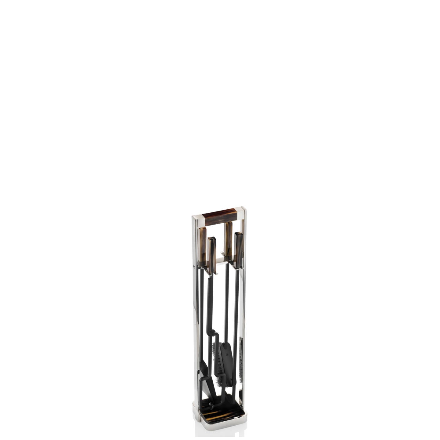 Vesta Fireplace Set by Arcahorn | Stainless steel structure with handles and base crafted in horn. Tools made of painted metal. | Home Decor and Fireplace Accessories | 2Jour Concierge, your luxury lifestyle shop