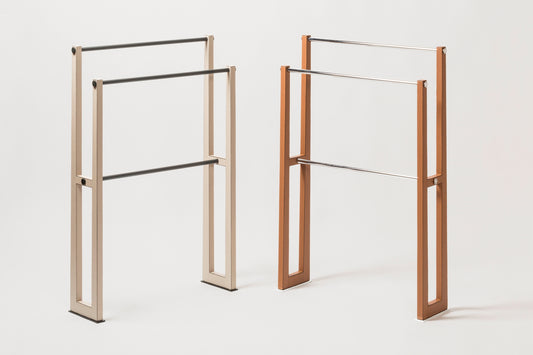 Giobagnara Ludovico Towel Rack | Leather-covered wood structure with metal inserts available in various finishes | Bathroom Accessories | 2Jour Concierge, your luxury lifestyle shop