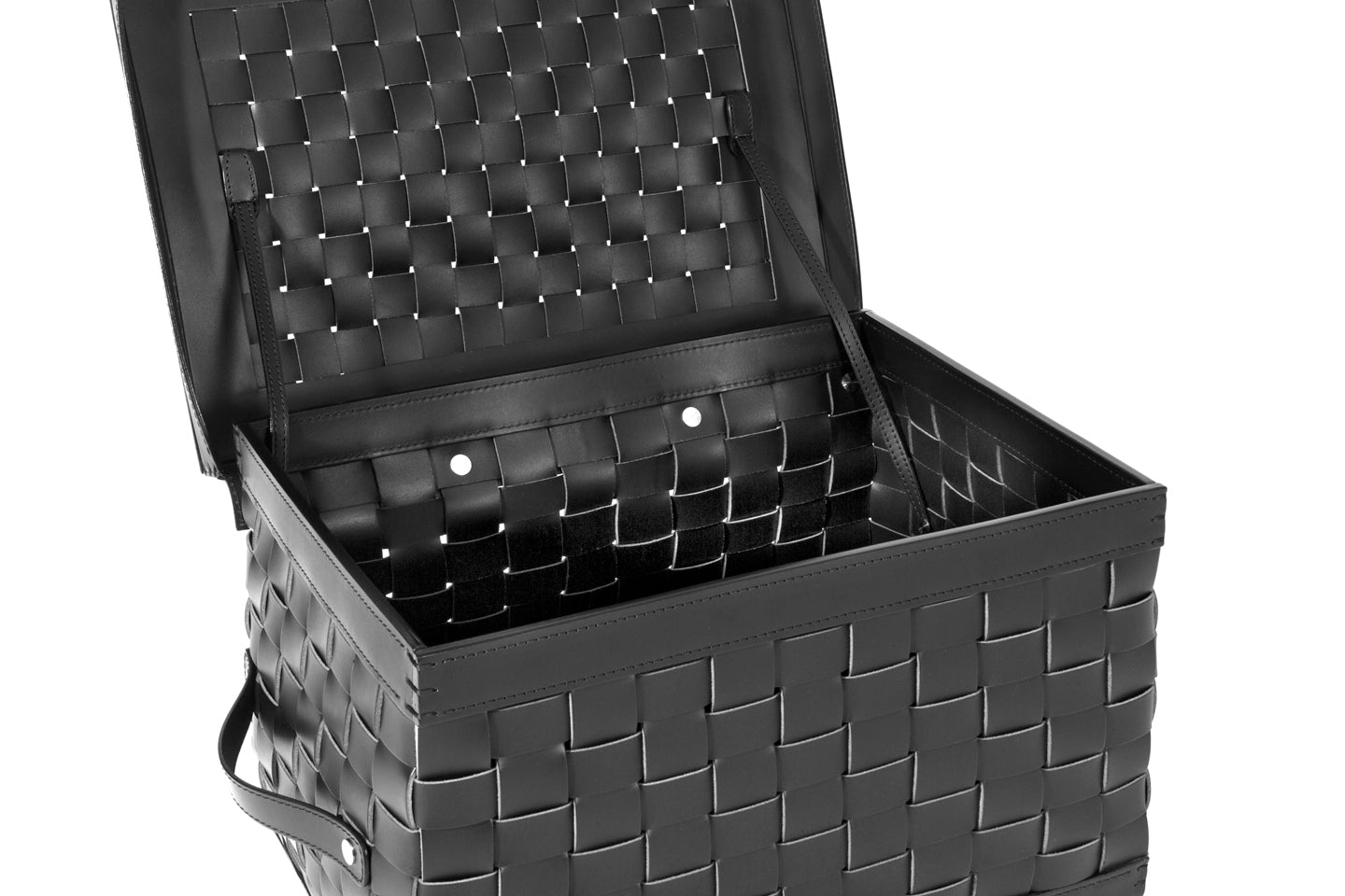 Riviere Barcellona Shoe Trunk with Lid & Handles | Elegant woven leather trunk available in small or large format, with or without internal dividers (6 or 8 compartments) | Features a hinged lid and practical leather handles, crafted exclusively in Riviere’s outdoor finishes | Ideal for storing shoes, accessories, or personal essentials in refined spaces, yachts, and dressing rooms | Home accessories & leather goods | 2Jour Concierge, your luxury lifestyle shop.