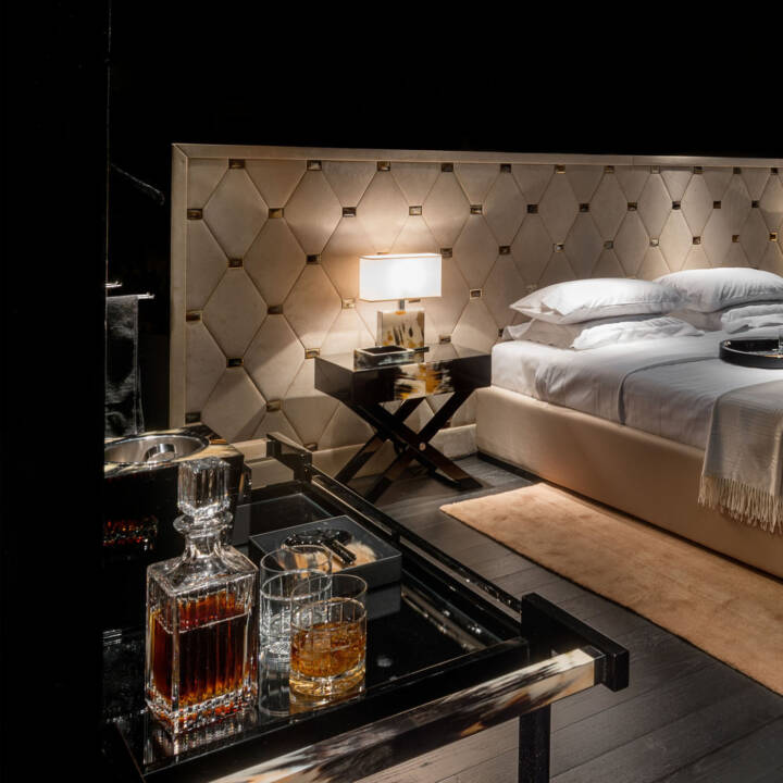 Arcahorn Elia Trolley | Wood with Lacquered Black Gloss Finish | Rubber Wheels | Dark Horn Handles with Chromed Brass Detailing | Perfect for Yacht Decor | Explore Luxury Home Accessories at 2Jour Concierge, #1 luxury high-end gift & lifestyle shop