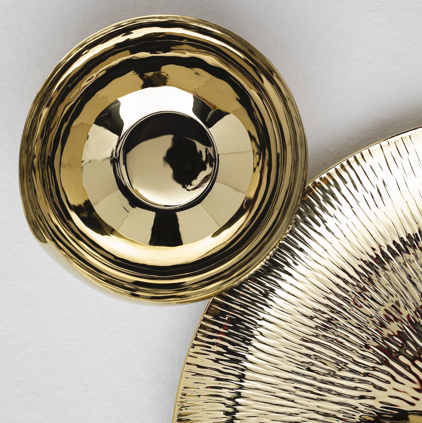 Zanetto Tris Ape Mini Aperitif Set with Three 'Salirò' Cups and Plate | Exquisite Design, High-Quality Craftsmanship | Elegant Addition to Your Aperitif Collection | Explore a Range of Luxury Tableware at 2Jour Concierge, #1 luxury high-end gift & lifestyle shop