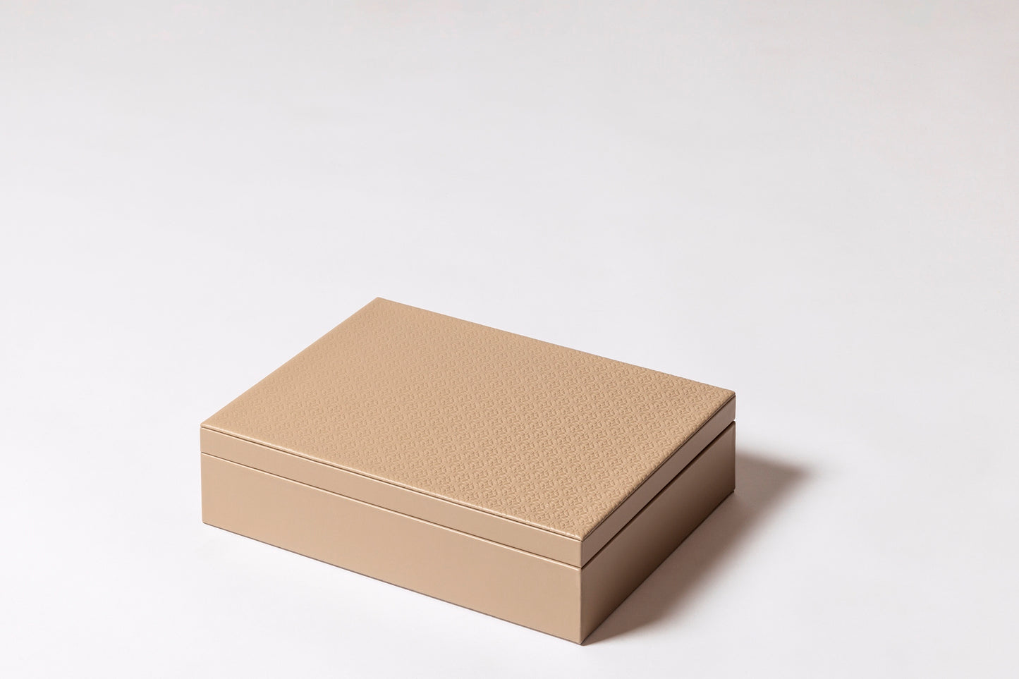 Giobagnara x Elie Saab Monogram Poker Game Set | Leather box with a hinged leather lid featuring the Elie Saab Monogram pattern | Includes a deck of high-quality playing cards and ceramic poker chips with five denominations | Games and Entertainment | 2Jour Concierge, your luxury lifestyle shop