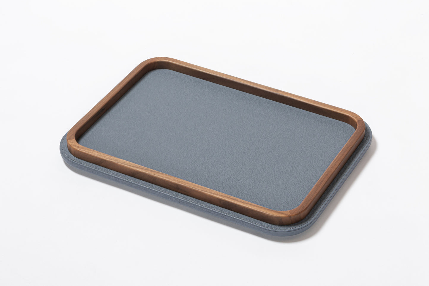 Giobagnara x Poltrona Frau Rectangular Rounded Tray with Wood Frame | Leather-Covered Trays with Rounded Corners | Walnut Wood Frame for Elegant Design | Explore a Range of Stylish Trays and Home Decor at 2Jour Concierge, #1 luxury high-end gift & lifestyle shop