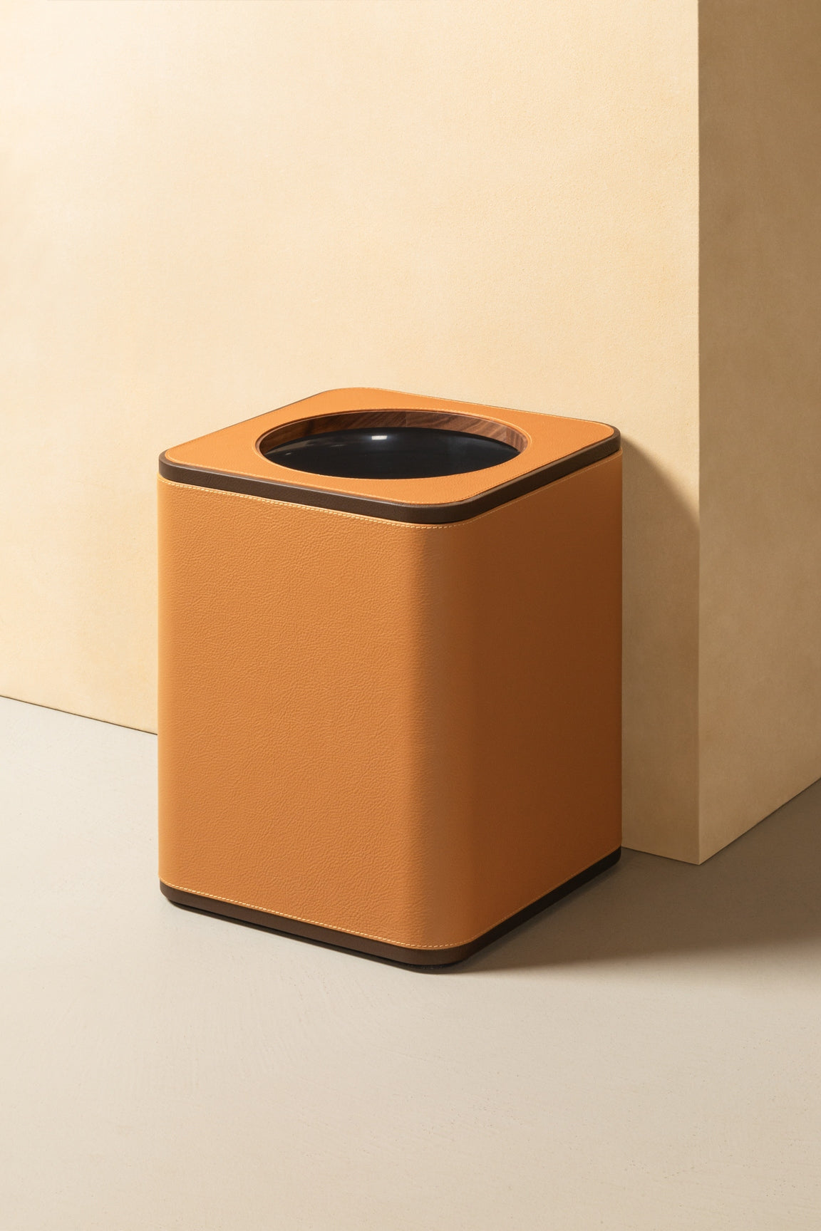 Giobagnara x Poltrona Frau Wastepaper Bin | Leather-Covered Wood Structure | Inner Black Plastic Container | Removable Leather-Covered Wooden Lid | Made in Pelle Frau® Leather | Find Elegant Office Accessories at 2Jour Concierge, #1 luxury high-end gift & lifestyle shop