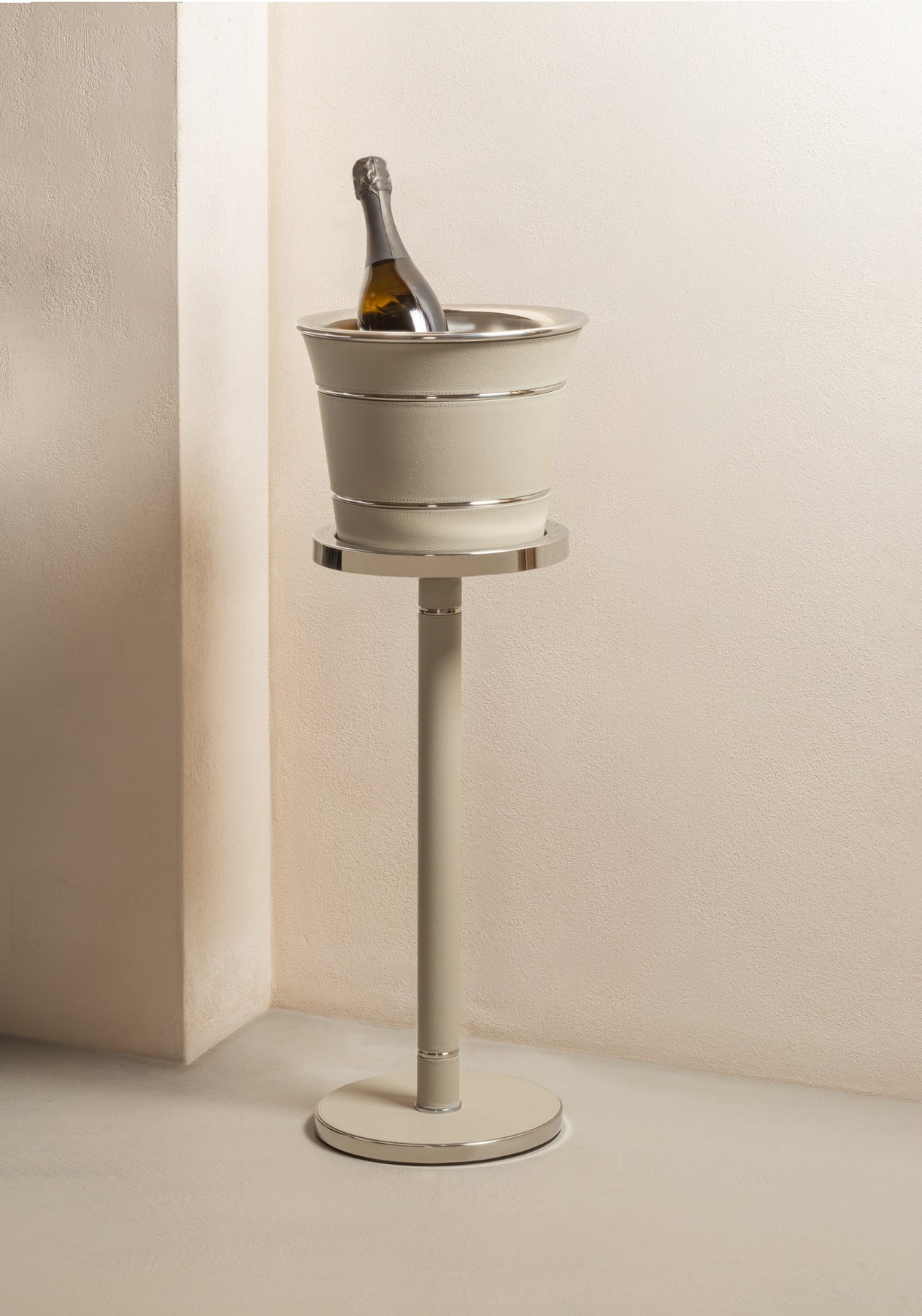 x Poltrona Frau Leather-Covered Steel Champagne Bucket Stand