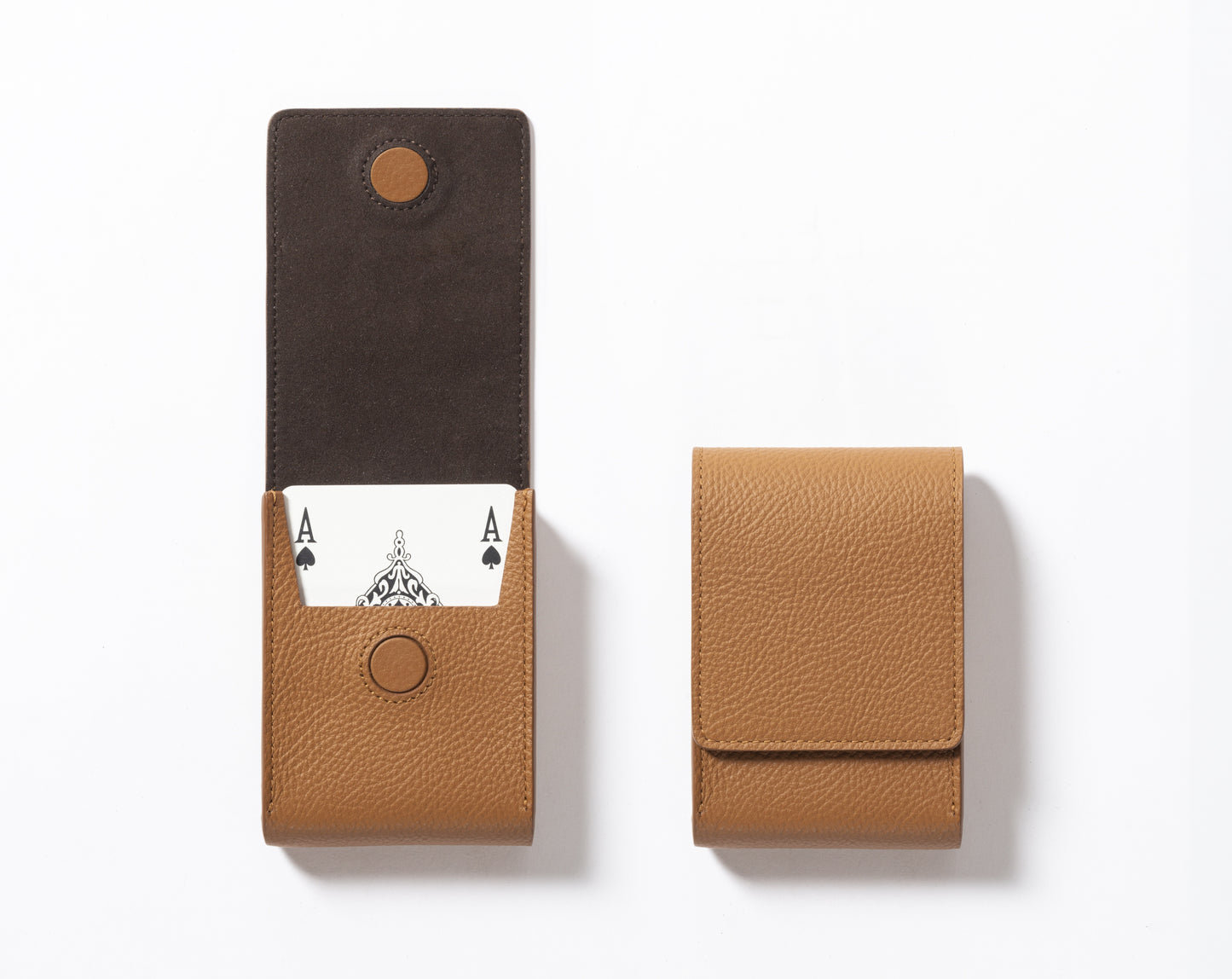 Giobagnara x Poltrona Frau Playing Card Leather Pochette | 2Jour Concierge, #1 luxury high-end gift & lifestyle shop