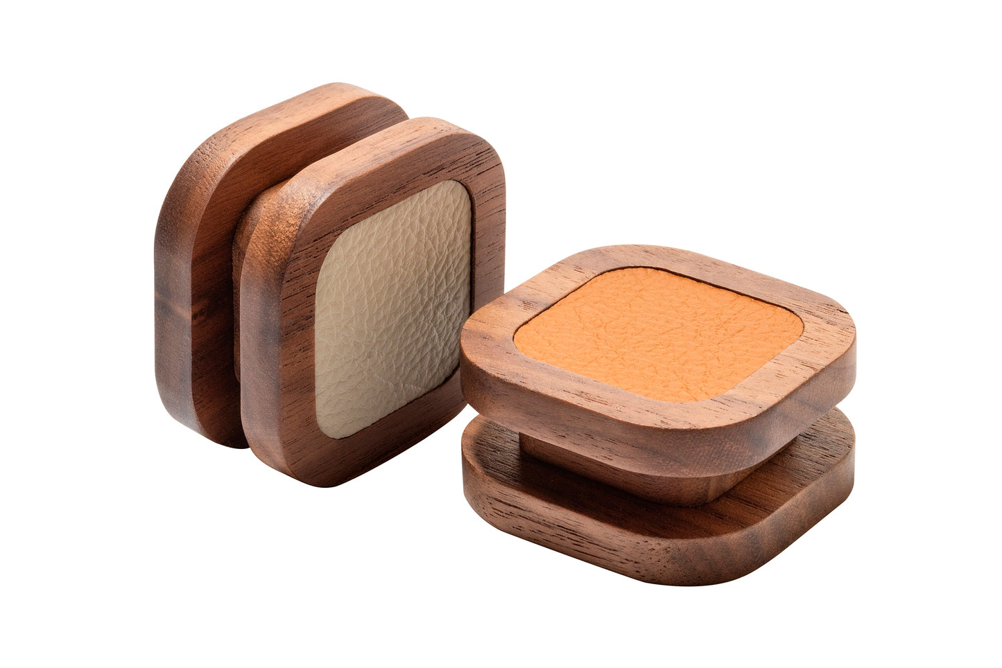 Giobagnara x Poltrona Frau connect 4 | Leather-covered base with walnut wood playing pieces featuring fine leather inserts | Accented with burnished brushed bronze details | A stylish, elevated take on a timeless game | Entirely made in Pelle Frau® | Home decor & game sets | 2Jour Concierge, your luxury lifestyle shop