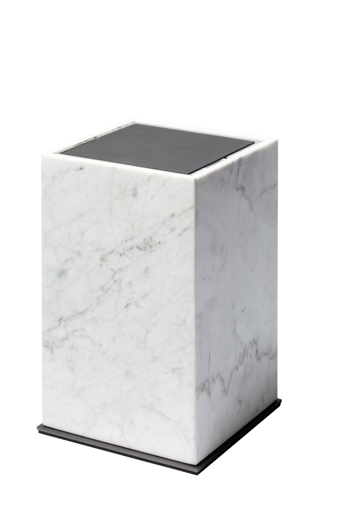 Giobagnara Positano Square Marble Bin | Brass base frame and plexiglass inner structure | Non-slip waterproof rubber base | Explore Luxury Home Accessories at 2Jour Concierge, #1 luxury high-end gift & lifestyle shop