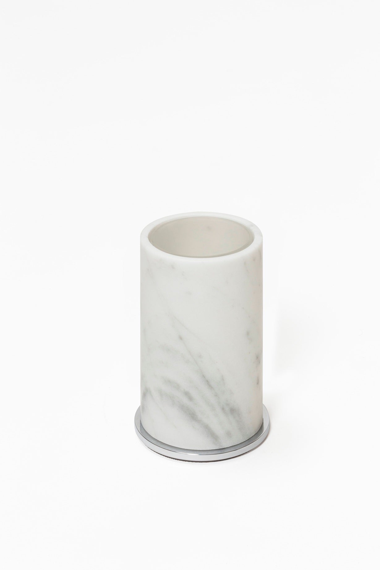 Giobagnara Positano Marble Toothbrush Holder | Marble structure with brass base frame | Non-slip waterproof rubber base underneath | Part of Positano Marble Bathroom Set | Unique Stone Patterns | Explore the Positano Collection at 2Jour Concierge, #1 luxury high-end gift & lifestyle shop