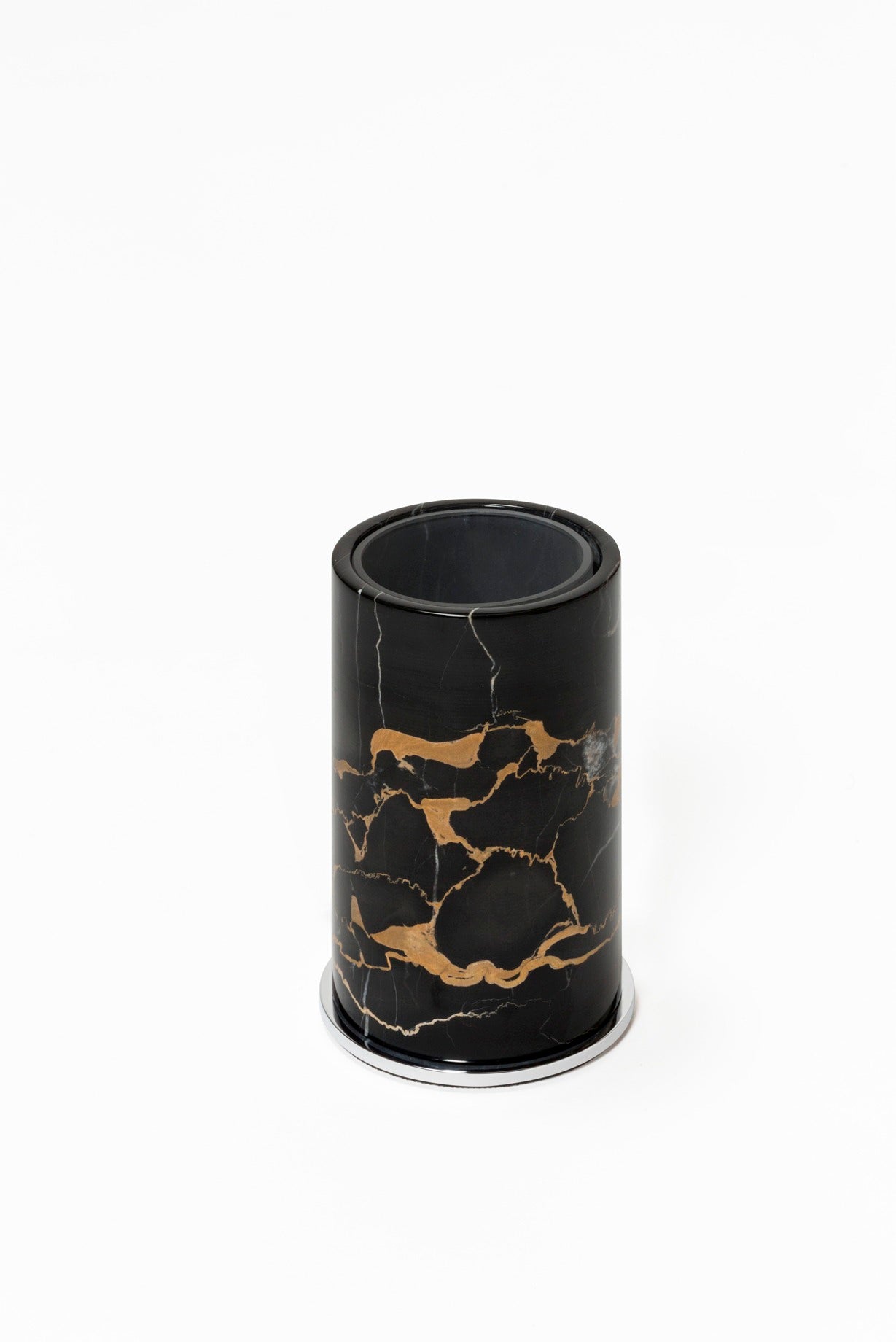 Giobagnara Positano Marble Toothbrush Holder | Marble structure with brass base frame | Non-slip waterproof rubber base underneath | Part of Positano Marble Bathroom Set | Unique Stone Patterns | Explore the Positano Collection at 2Jour Concierge, #1 luxury high-end gift & lifestyle shop
