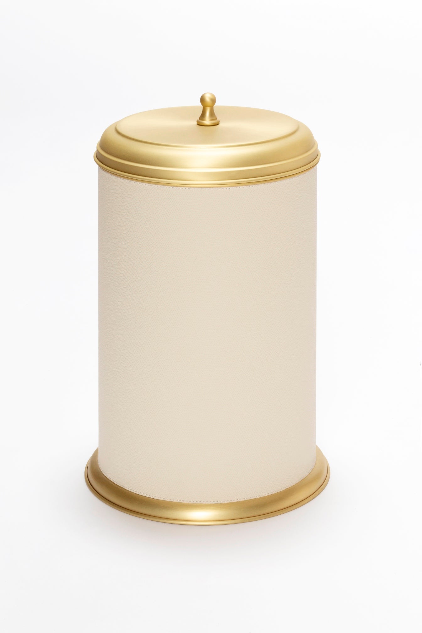 Giobagnara Dubai Leather-Covered Metal Bin With Lid | Part of Dubai Bathroom Collection | Luxurious Bath Accessories | Crafted with Fine Leather-Covered Metal Structure | Elegant and Functional Design | Explore the Dubai Bathroom Collection at 2Jour Concierge, #1 luxury high-end gift & lifestyle shop