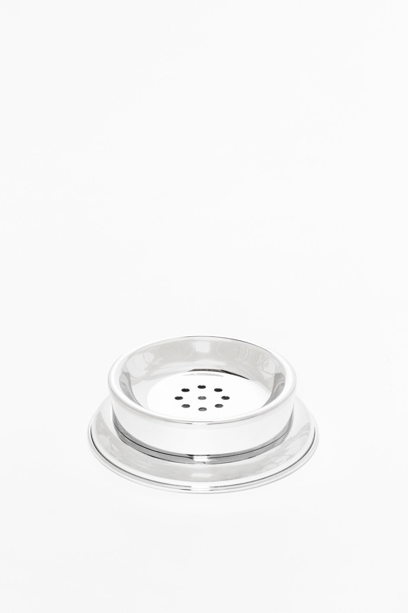 Giobagnara Dubai Metal Soap Bowl | Part of Dubai Bathroom Collection | Luxurious Bath Accessories | Crafted with High-Quality Metal | Elegant and Functional Design | Explore the Dubai Bathroom Collection at 2Jour Concierge, #1 luxury high-end gift & lifestyle shop