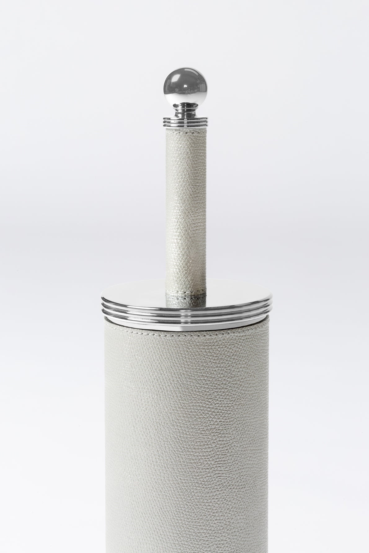 Giobagnara Amalfi Leather-Covered Brass Round Toilet Brush | Part of Amalfi Leather-Covered Brass Bathroom Set | Elegant Metal Design | Leather-Covered for a Luxurious Feel | Brass Base for Durability | Non-Slip Waterproof Rubber Base | Discover the Amalfi Collection at 2Jour Concierge, #1 luxury high-end gift & lifestyle shop