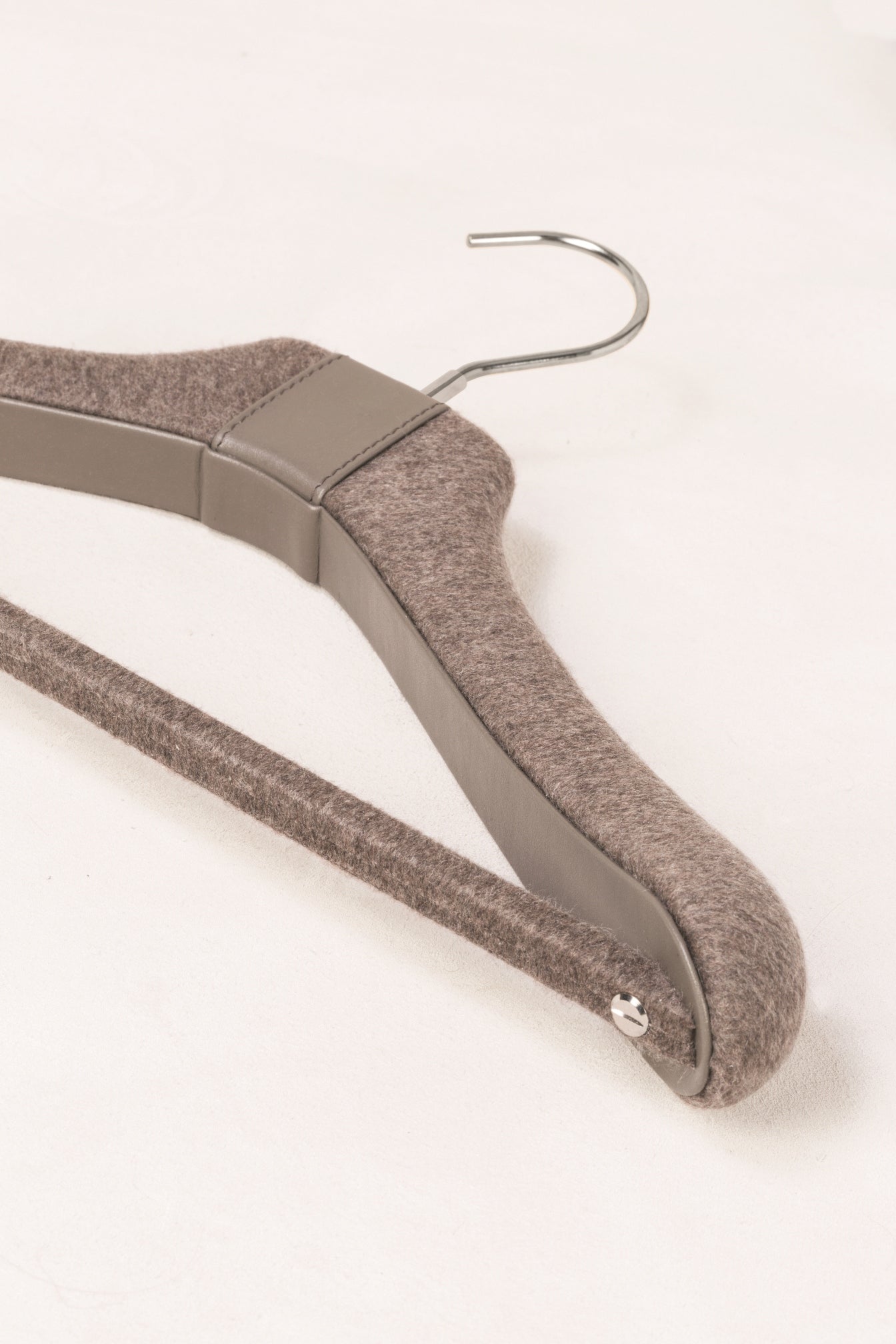 Giobagnara Brunello Clothes Leather & Cashmere Covered Wood Hanger | Stylish Wardrobe Accessories, Elegant Closet Organization & Gift Items | 2Jour Concierge, #1 luxury high-end gift & lifestyle shop