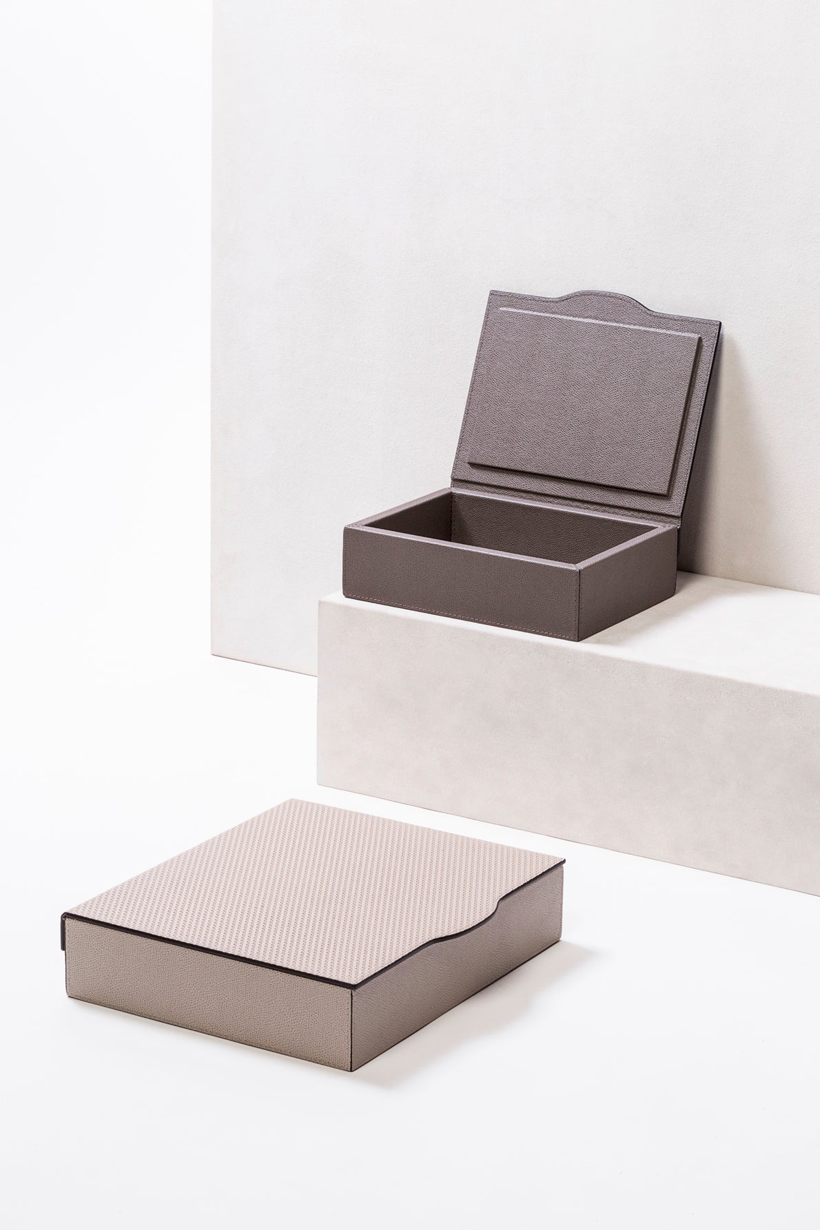 Giobagnara Luna Trinket Box | Leather-covered wood structure with hinged lid | Available in square, rectangular, and long rectangular shapes | Home Decor and Storage | 2Jour Concierge, your luxury lifestyle shop