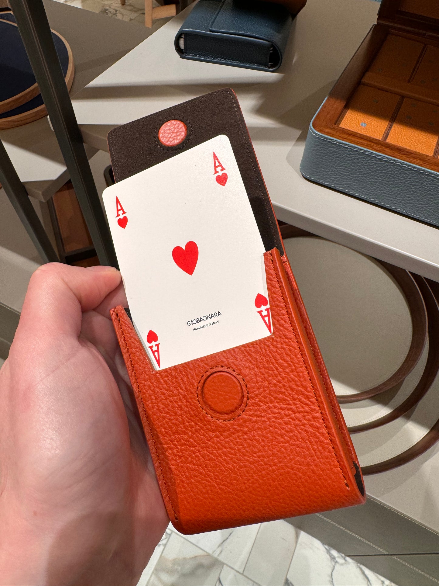 Pochette en cuir pour cartes à jouer Poltrona Frau