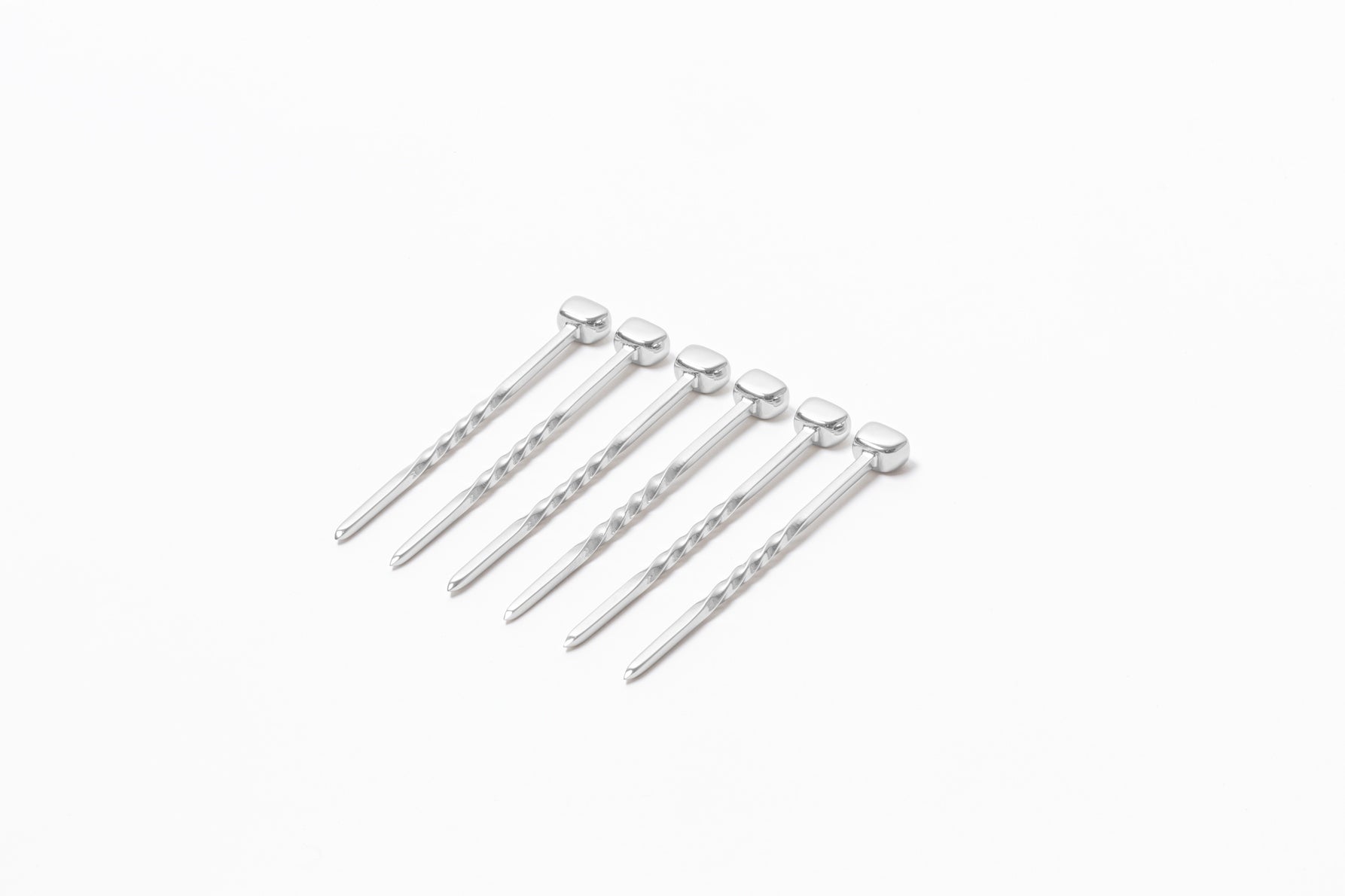 Giobagnara x Kelly Wearstler Maris Cocktail Picks (Set of 6). Maris Cocktail Picks | Polished stainless steel cocktail picks with flowing organic lines for an elevated bar accessory | A must-have for the discerning collector | Barware Accessories | 2Jour Concierge, your luxury lifestyle shop
