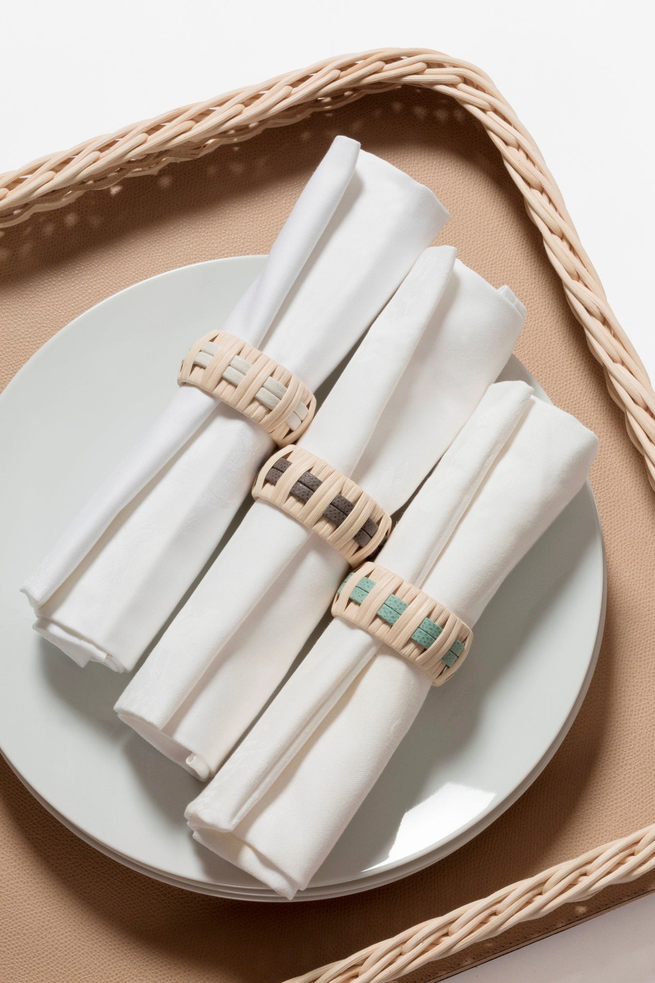 Anglet Leather & Rattan Napkin Ring by Pigment France | Woven structure combining natural rattan (RT06) with golf or nappa leather | Tableware and Napkin Rings | 2Jour Concierge, your luxury lifestyle shop