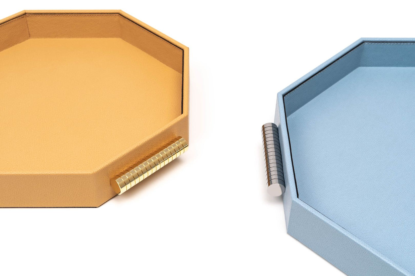 Pinetti Grace Tray | Wood base covered in leather with brass handles | Chrome or shiny gold finishing | Non-slip base for added functionality | Elegant and luxurious design | Home Decor and Serveware | 2Jour Concierge, your luxury lifestyle shop