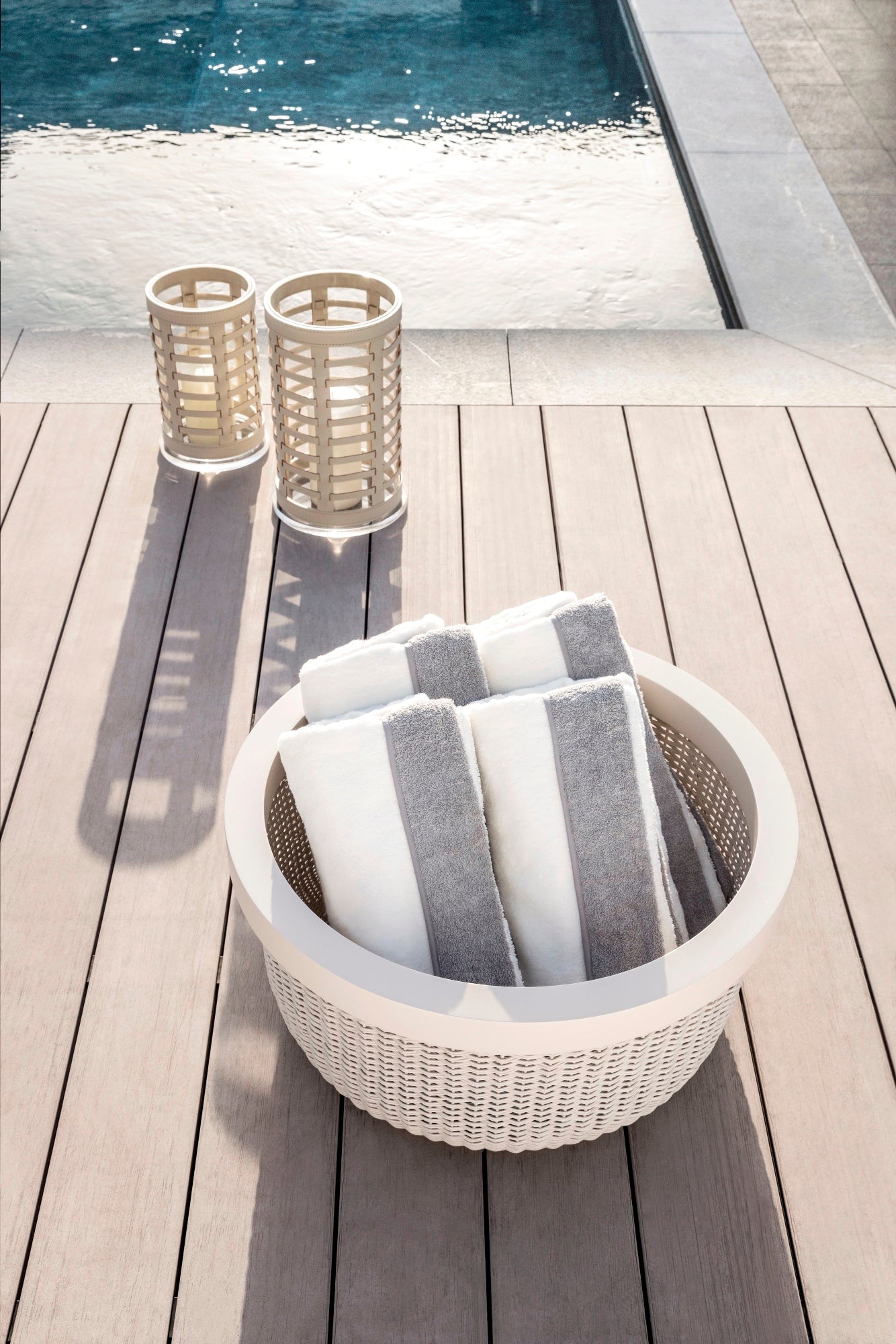 Barcellona Hurricane Lantern by Riviere | Hurricane lantern with acrylic crystal | Covered with woven leather | Home Decor and Lanterns | 2Jour Concierge, your luxury lifestyle shop