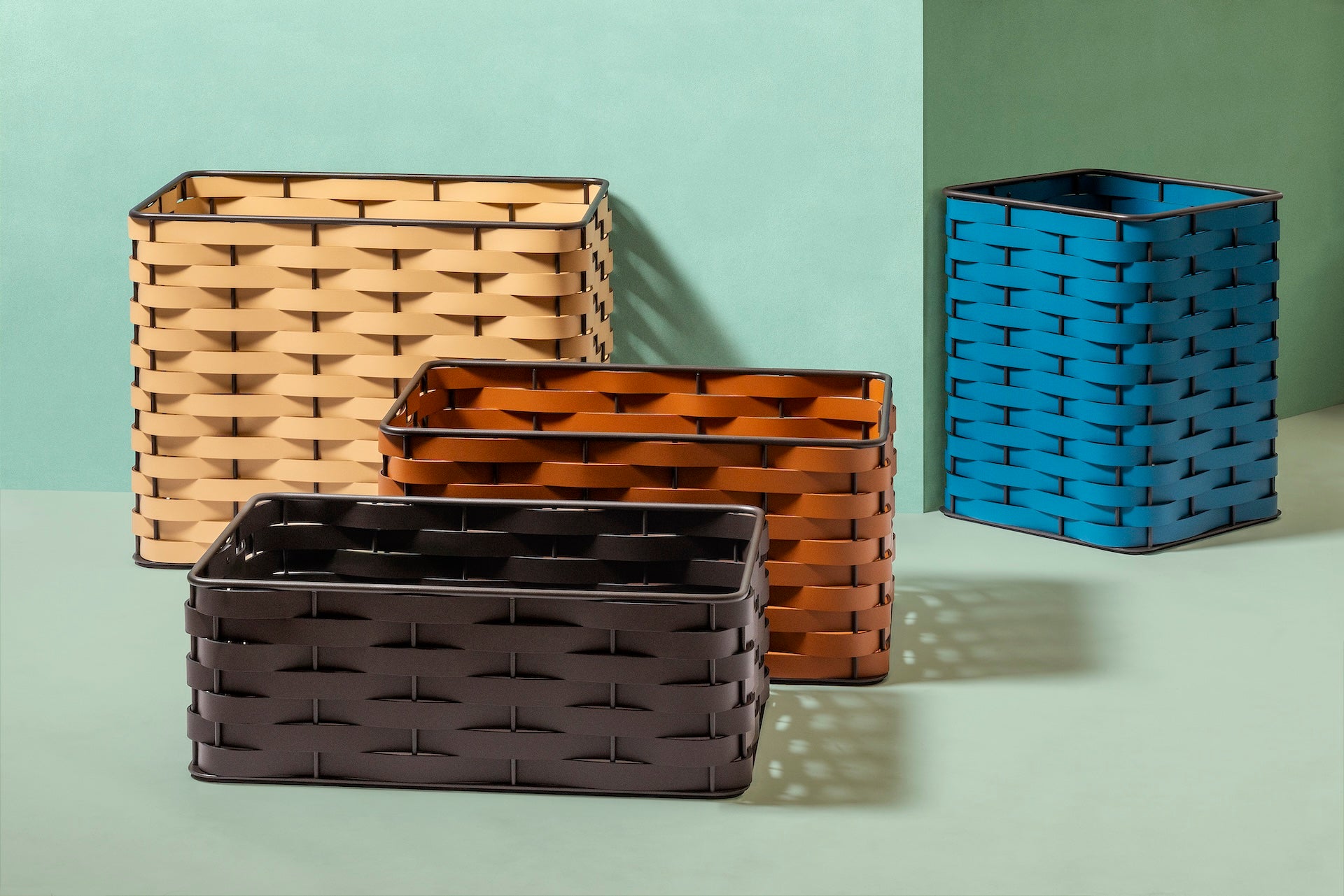 Rudi Nassa | Basket: Regenerated leather with woven structure, dark-stained aluminum frame, and smooth, matte finish, ideal for storing laundry, towels, or magazines, suitable for indoor or outdoor use | Storage / Storage Baskets & Boxes | 2Jour Concierge, your luxury lifestyle shop