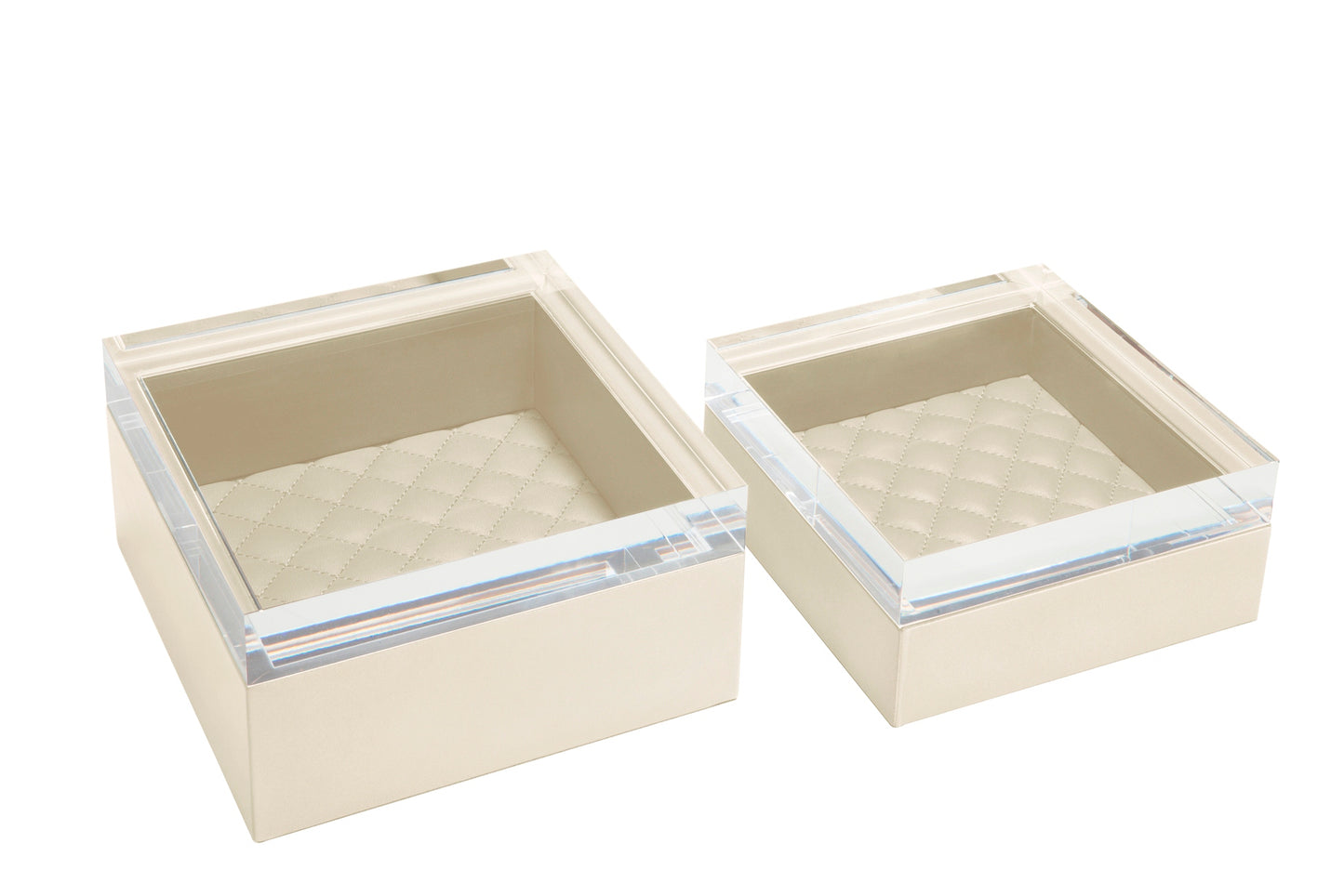 Febe Diamonds Box Square by Riviere | Leather box with acrylic lid and quilted diamonds padded lining. | Home Decor and Storage | 2Jour Concierge, your luxury lifestyle shop
