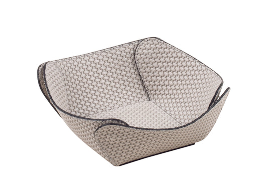 Safran Valet Tray Square by Giobagnara | All-leather structure with unhooking corners that lie flat | Home Decor and Serveware | 2Jour Concierge, your luxury lifestyle shop