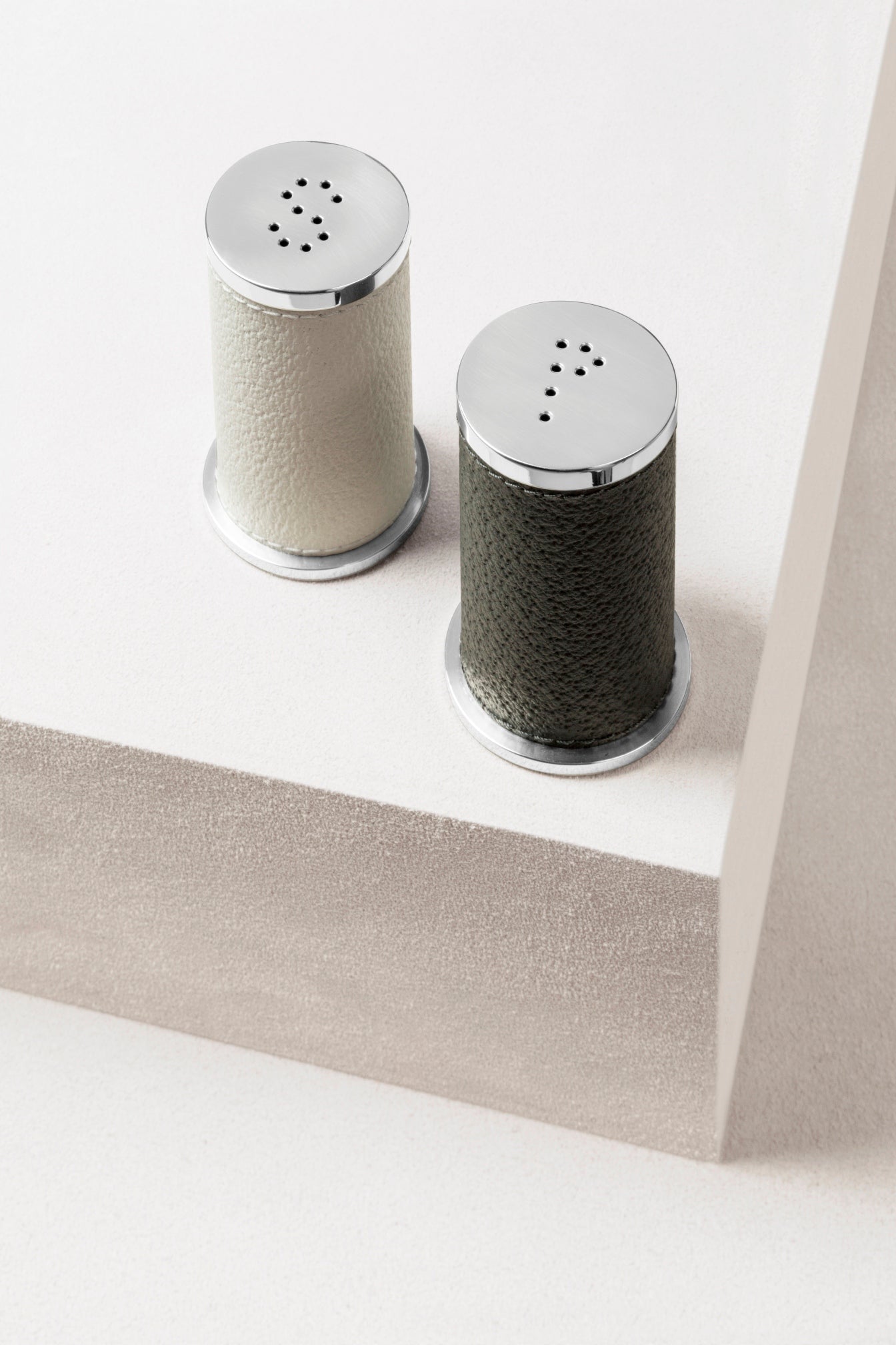 Giobagnara Otello Leather-Covered Stainless Steel Salt Shaker | Luxury Kitchen Accessories, Elegant Salt Shakers & Gift Items | 2Jour Concierge, #1 luxury high-end gift & lifestyle shop