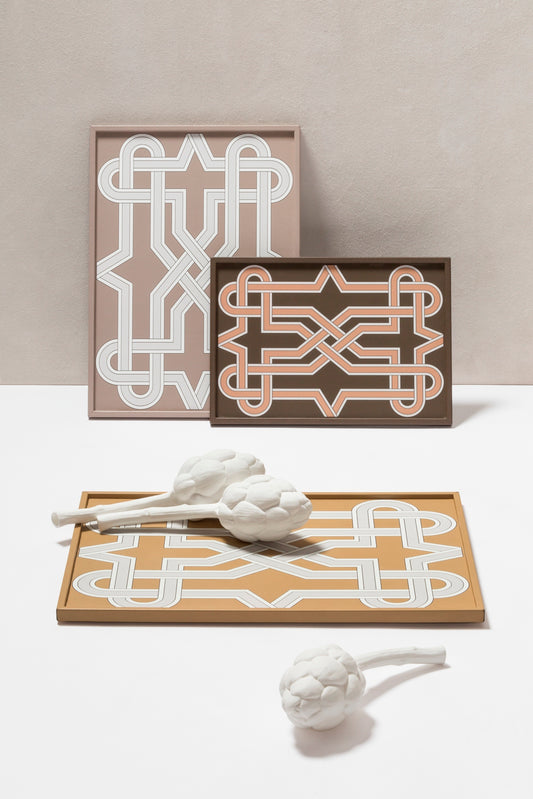 San Marco Rectangular Tray N.2 by Giobagnara | Leather-covered wood structure with an interweaving decorative motif inspired by a marble grating of a window of the Prison of San Marco in Venice | San Marco Collection | Combines historic legacy with modernity, celebrating Venice's artistic and cultural heritage | Home Decor and Serveware | 2Jour Concierge, your luxury lifestyle shop