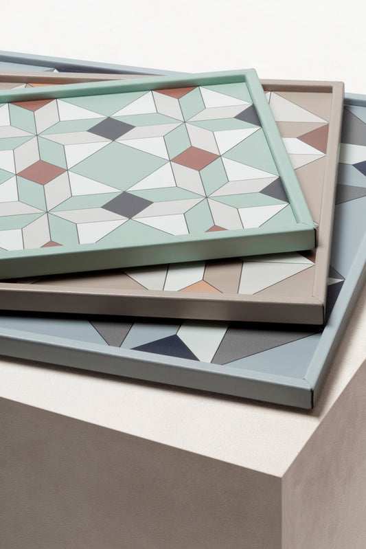 San Marco Tray N.3 by Giobagnara | Leather-covered wood structure with a geometric illusory texture inspired by the floor of a hall in the Correr Museum in Venice | San Marco Collection | Combines historic legacy with modernity, celebrating Venice's artistic and cultural heritage | Home Decor and Serveware | 2Jour Concierge, your luxury lifestyle shop