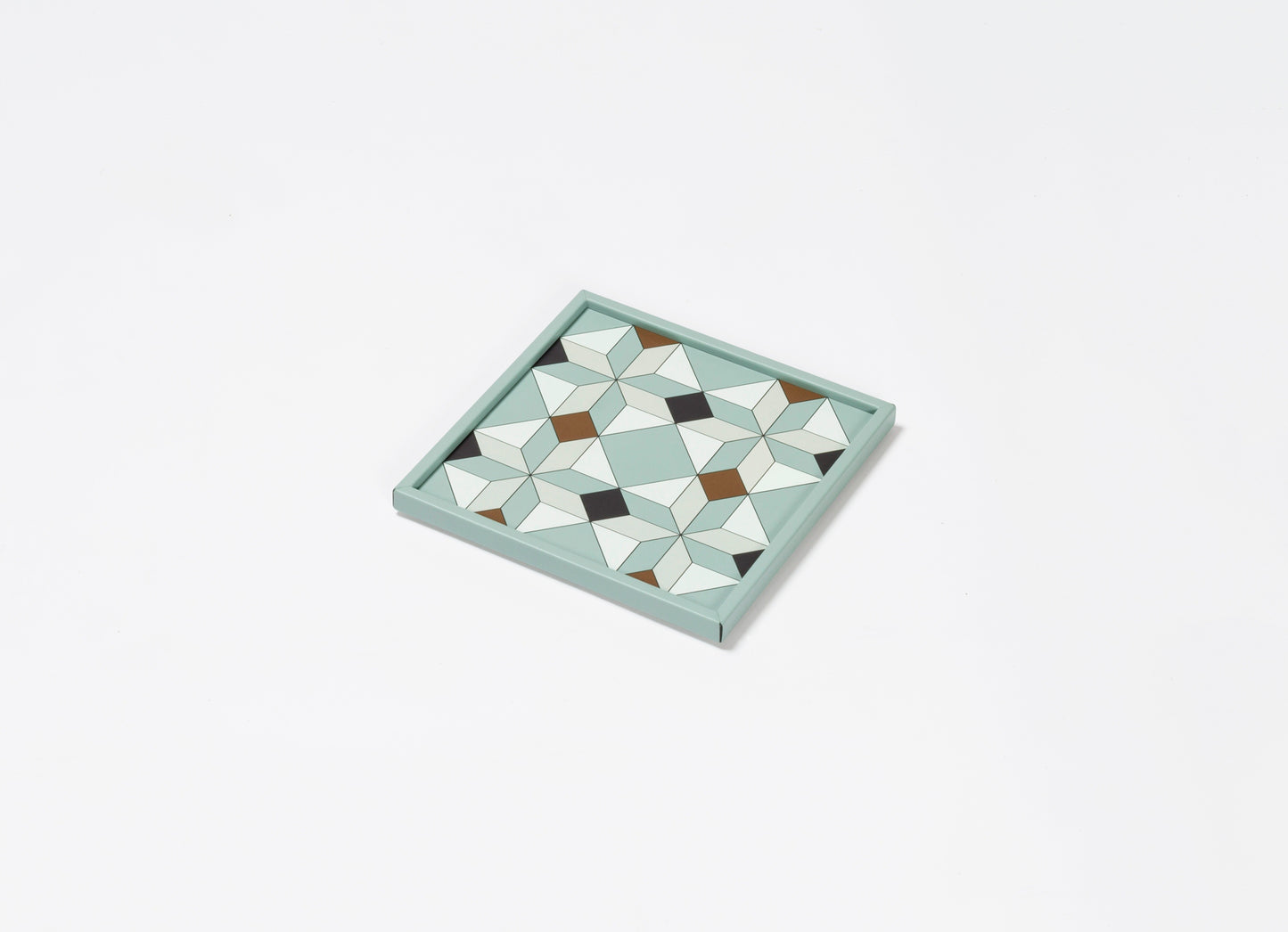 San Marco Tray N.3 by Giobagnara | Leather-covered wood structure with a geometric illusory texture inspired by the floor of a hall in the Correr Museum in Venice | San Marco Collection | Combines historic legacy with modernity, celebrating Venice's artistic and cultural heritage | Home Decor and Serveware | 2Jour Concierge, your luxury lifestyle shop