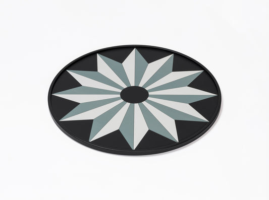 San Marco Tray N.2 by Giobagnara | Leather-covered wood structure with an interweaving decorative motif inspired by a marble grating of a window of the Prison of San Marco in Venice | San Marco Collection | Combines historic legacy with modernity, celebrating Venice's artistic and cultural heritage | Home Decor and Serveware | 2Jour Concierge, your luxury lifestyle shop
